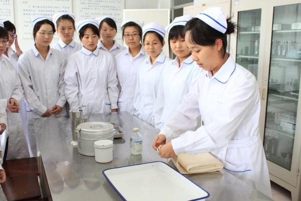 北京護(hù)理學(xué)校高級護(hù)理專業(yè)怎么樣？