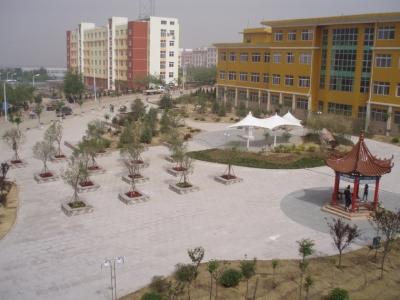 青島求實(shí)職業(yè)技術(shù)學(xué)院設(shè)施完善嗎？就業(yè)有保障嗎？