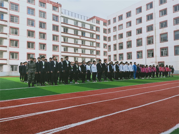 在河北可以去哪所學(xué)習(xí)電商專業(yè)？   