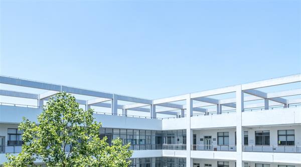 學(xué)歷+技能雙保障？保定新興工業(yè)技工學(xué)校歡迎你！